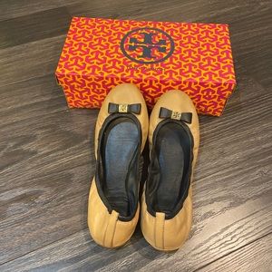 Tory Burch Eddie Bow ballet flats beige/black